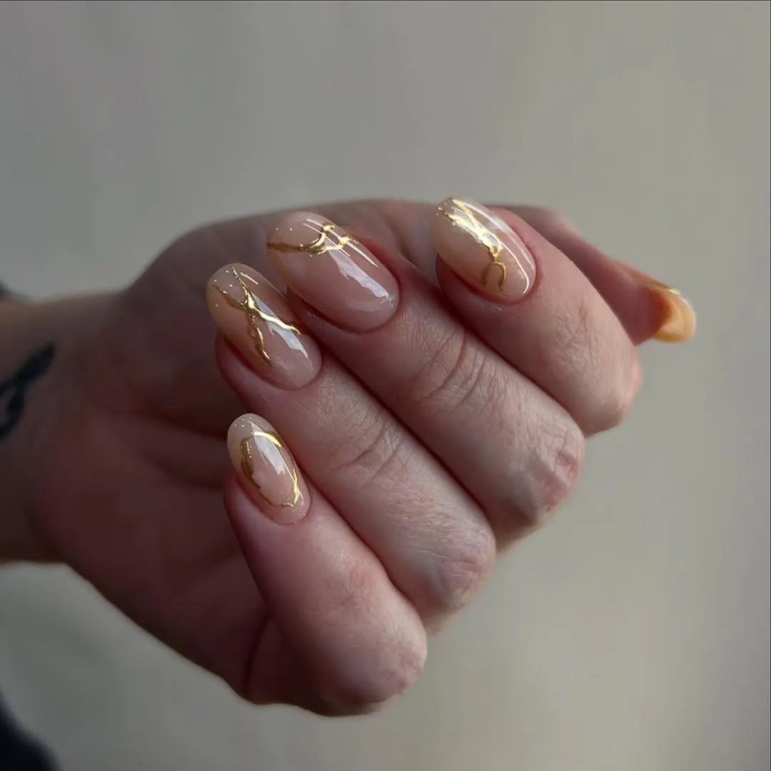 Gold & White summer white nail designs