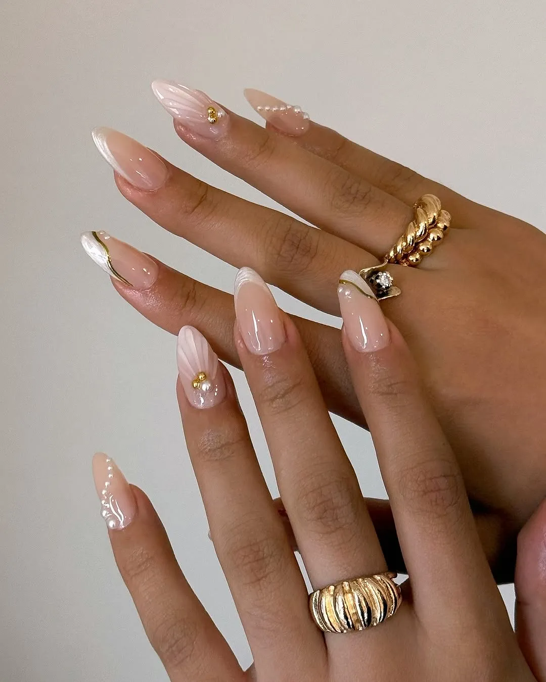 Pearlescent summer white nail designs