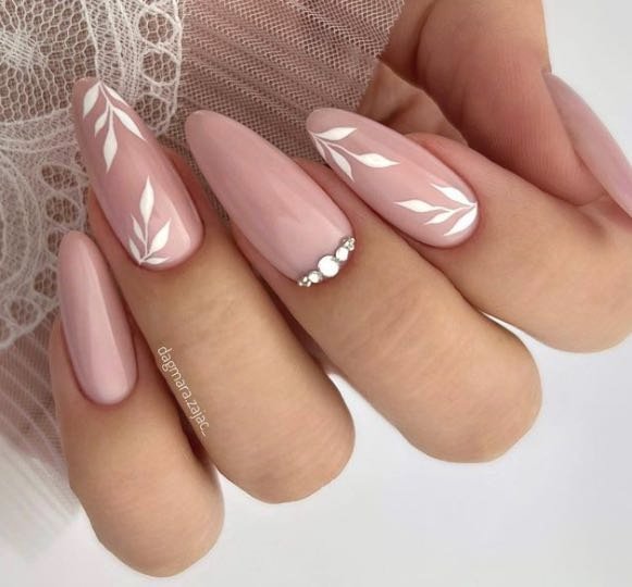 Half-Glitter Heart Accent