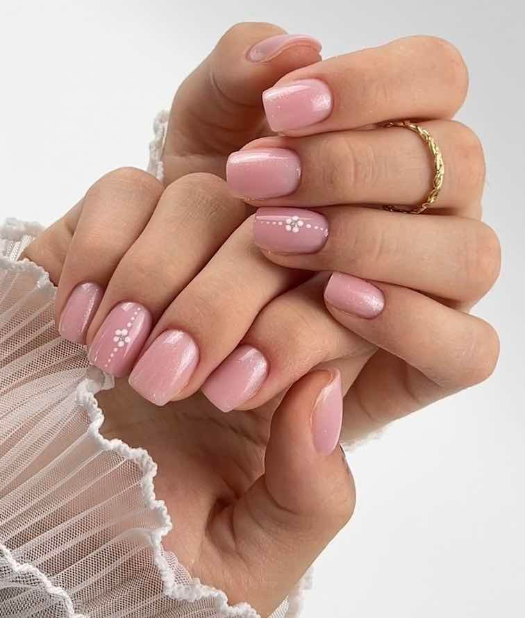 Yellow Tip & Monochrome Cuticles